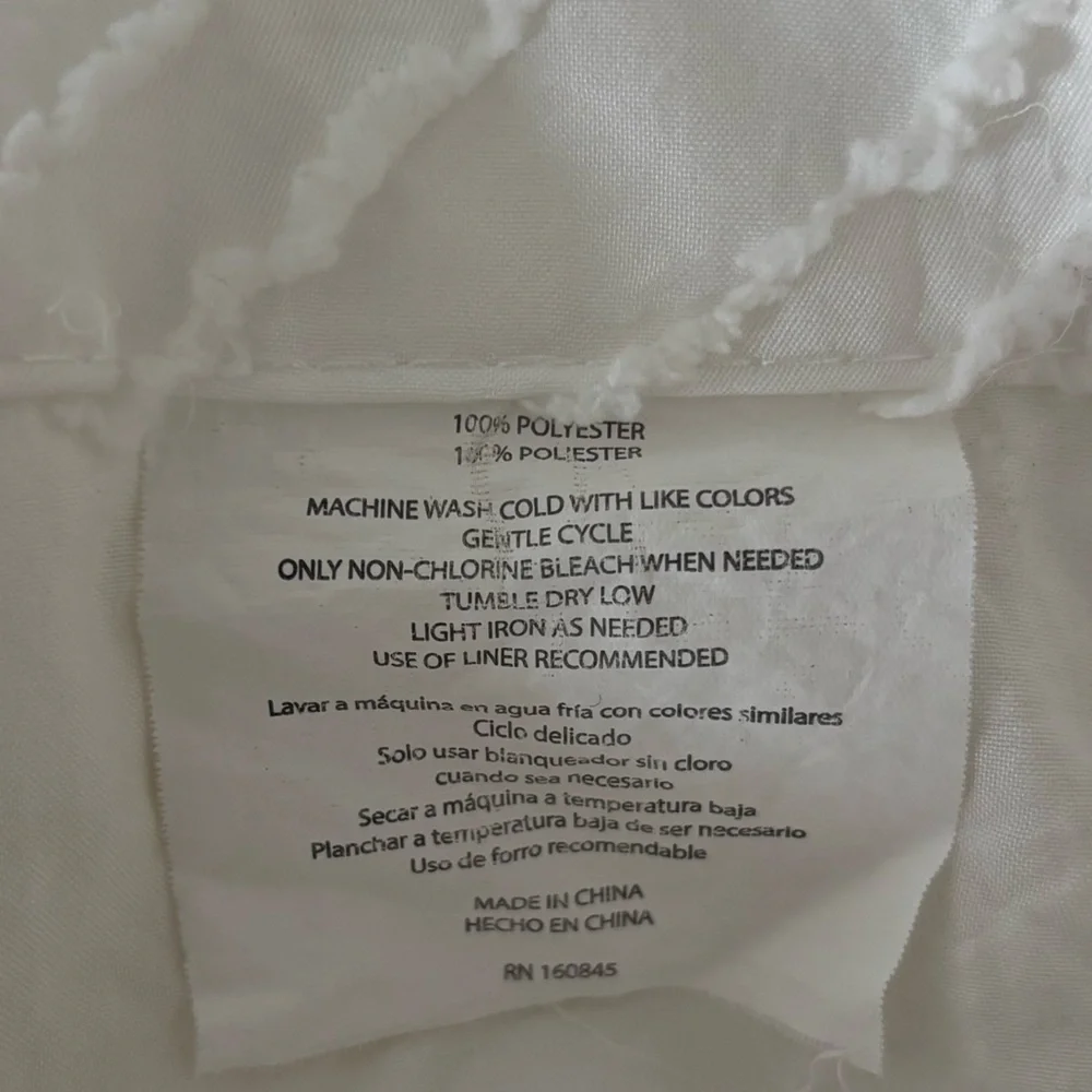 🍃🦋 Chenille White Diamond Shower Curtain - Classic Bath Style